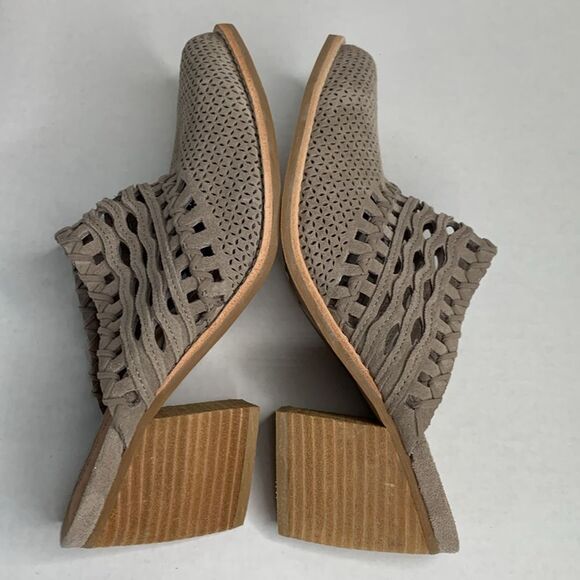 Jeffrey Campbell Favella taupe woven suede mules NWOB - Picture 10 of 10